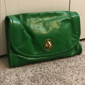 NWOT Marc By Marc Jacobs Totally Turnlock Convertible